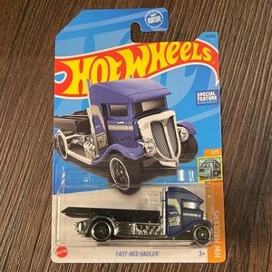 Fast-Bed Hauler HW Haulers Hot Wheels 2023